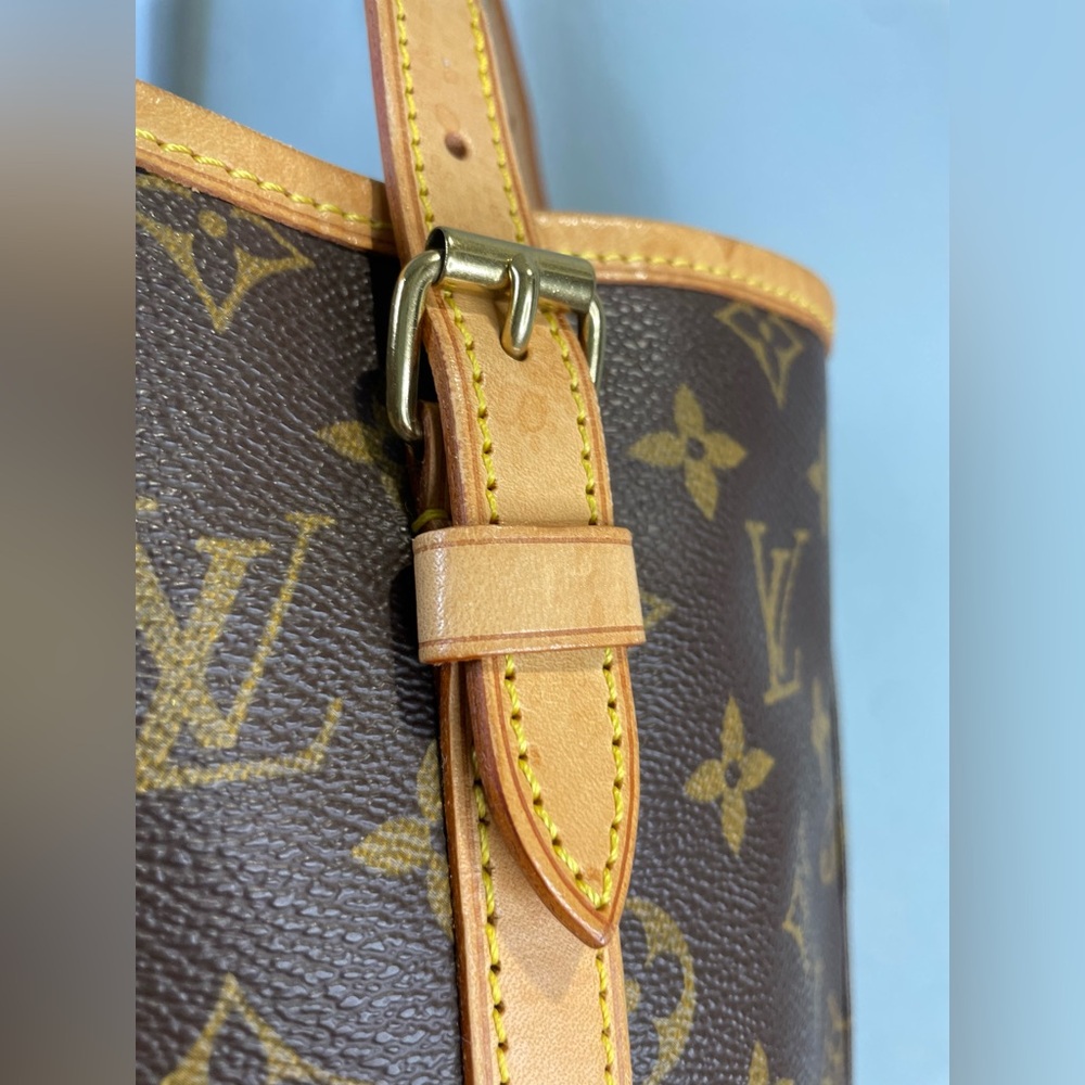 Louis Vuitton GM Monogram Bucket Bag - Picture 6 of 11